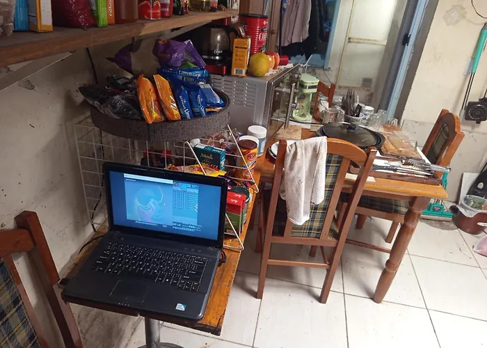 Casa de férias Cytau Office Wi-fi 3 Estações Trabalho 1 Cozinha Sofá *