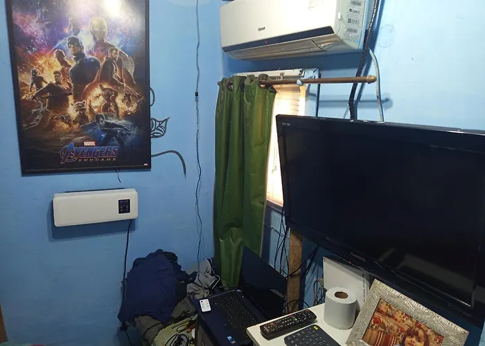 Casa de férias Cytau Office Wi-fi 3 Estações Trabalho 1 Cozinha Sofá *